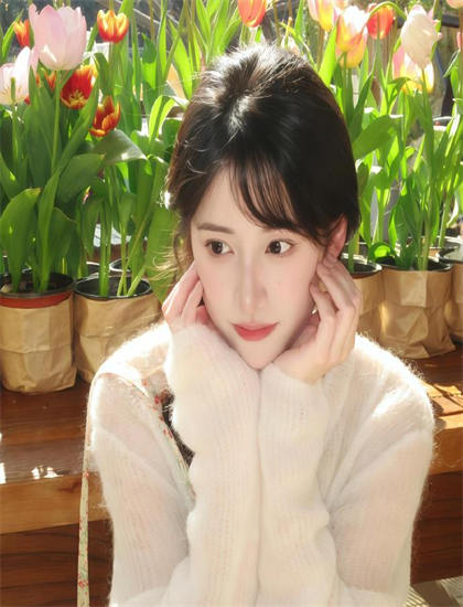 解码《老严有女不愁嫁》的社会意义与现实影响——从专业影评人视角